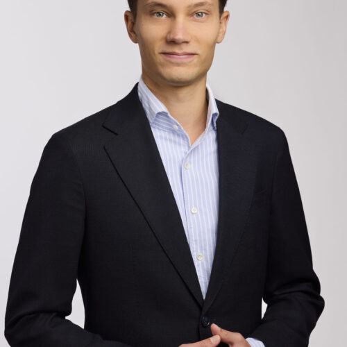 Mr. Felix V. Telting